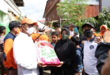 Danny Tinjau Lokasi Korban Angin Puting Beliung Kelurahan Maccini Parang