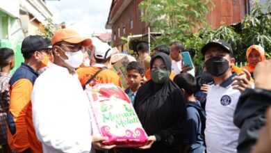 Danny Tinjau Lokasi Korban Angin Puting Beliung Kelurahan Maccini Parang