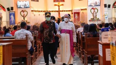 Pemprov Sulsel Bersama Forkopimda Sulsel Pantau Misa Malam Natal 2021