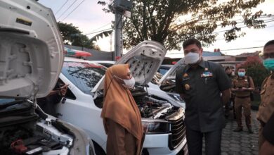 Bupati Gowa Serahkan 10 Unit Mobil Ambulance ke 10 Puskesmas Untuk Peningkatan Pelayanan