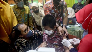 Pantau Vaksinasi Anak, Wali Kota Danny Minta Support Orang Tua Murid