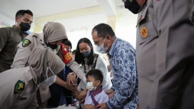 Wali Kota Makassar Bersama Kapolda Sulsel Launching Road Show Vaksinasi Anak Usia 6-11 Tahun