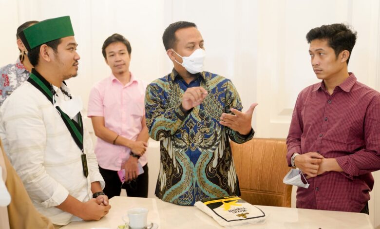 Ketua Badko HMI Sulselbar Audiens Ke Plt Gubernur Sulsel Andi Sudirman Sulaiman