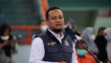 Dorong Pengembangan Wisata Bulukumba, Plt Gubernur Beri Bantuan Keuangan untuk Pembangunan Masjid Terapung Bira