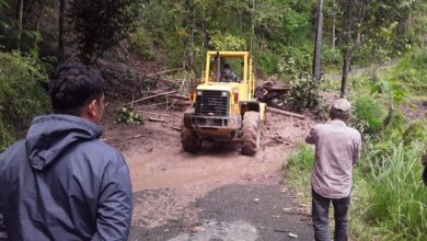 Respon Cepat Pemprov Sulsel, Kurang 24 Jam Selesaikan Jalan Tertutup Akibat Longsor di Batas Gowa - Tondong Sinjai