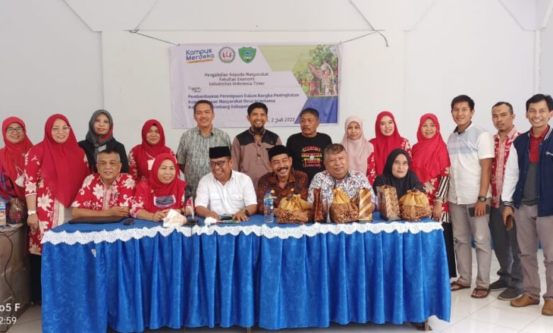 Fakultas Ekonomi UIT Makassar Gelar Pengabdian Kepada Masyarakat (PKM) Di Kabupaten Maros