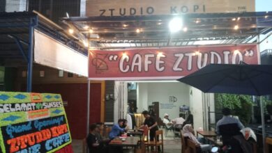 Pertama Dimakassar Ztudio Kopi, Cafe Pertama Gunakan Meja Seni Custom Buatan CelleBEST Wood